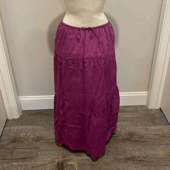 NWT!! Rails - Mary Skirt - Color Berry - Size XS - Picture 3 of 11